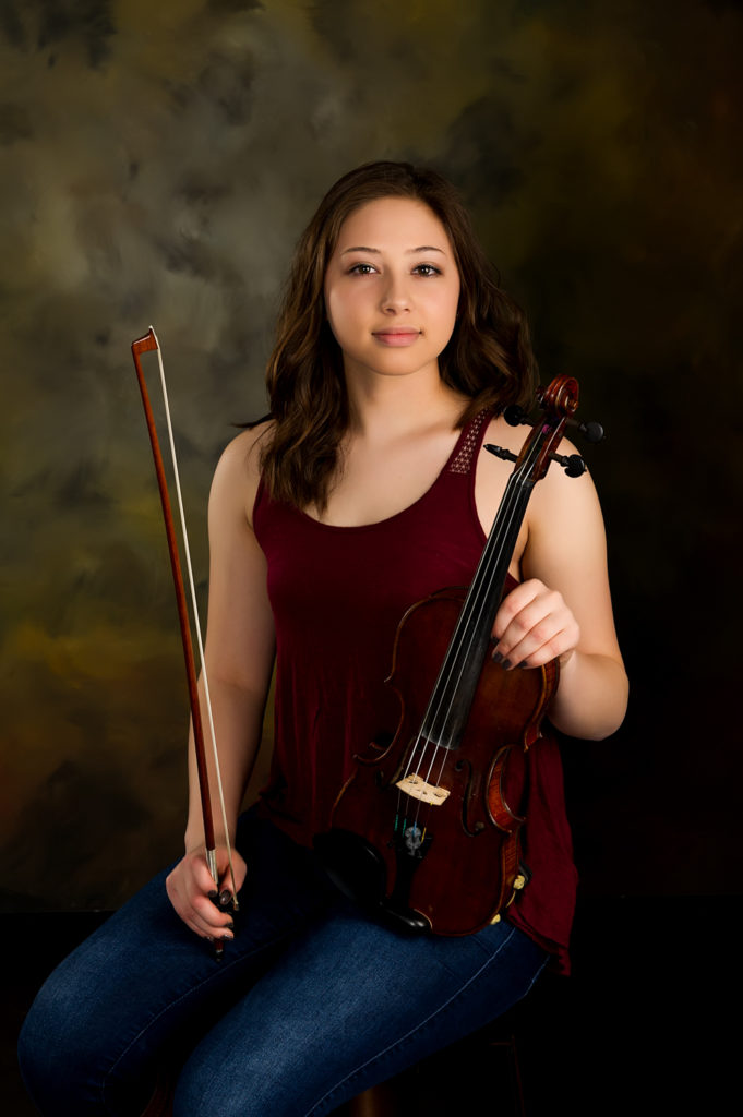 senior girl indoor studio with violin